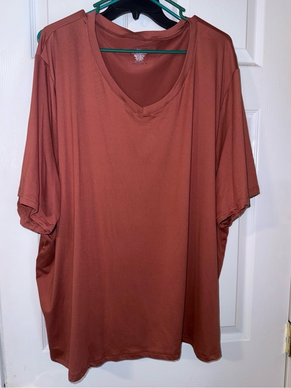 V-Neck Oversized Tee bundle - Picture 4 of 10